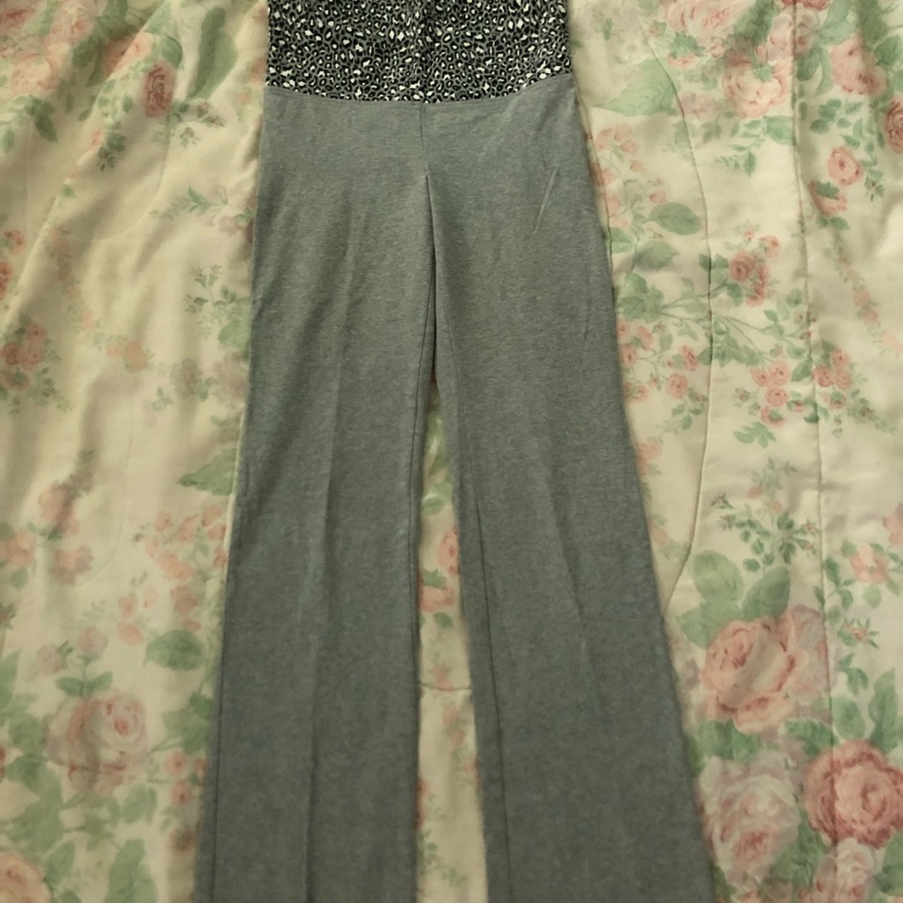 Gray Victoria Secret yoga pants